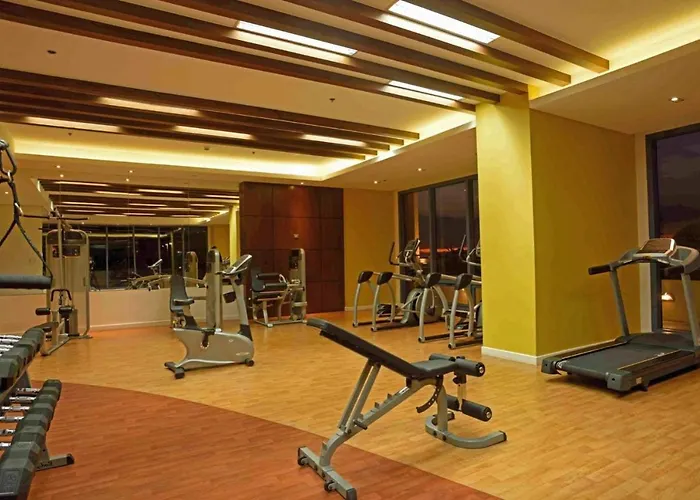 Cozy Near Us Embassyermita Manila/ Roxas Blvd/ Dolomite 3*
